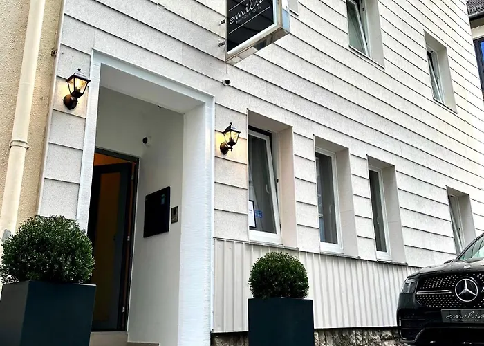 Hotel Emilia